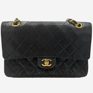 Vintage Authentic Chanel Lambskin medium Classic Double flap with 24k gold
